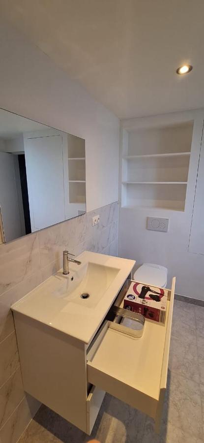 The 16Th Century 2Br Apartment In The City Center Anversa Esterno foto